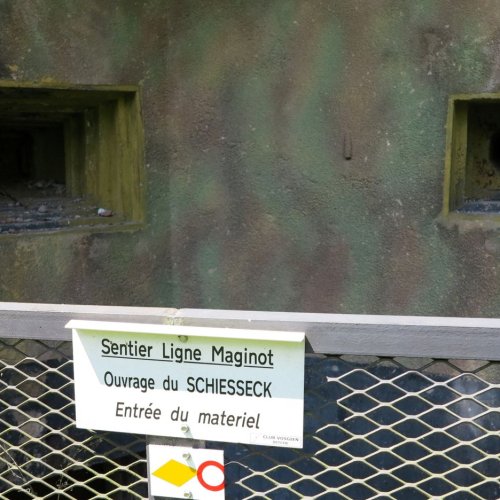 027-go-schiesseck-maginot-linie-material-eingang
