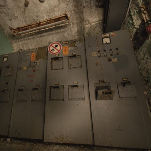 008-nato-bunker-kindsbach-schaltschrank